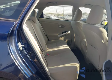 2013 Toyota Prius Two z USA, uszkodzony, nr VIN JTDKN3DUXD1726098